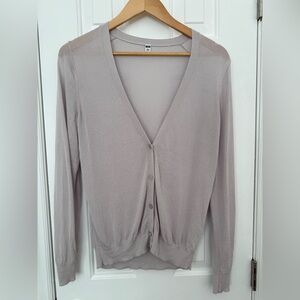 Uniqlo | Long sleeve V-Neck Cardigan | Size Large | Light Grey